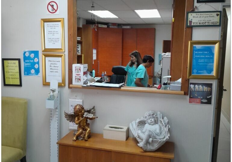 Dr lakis2 Dr lakis2